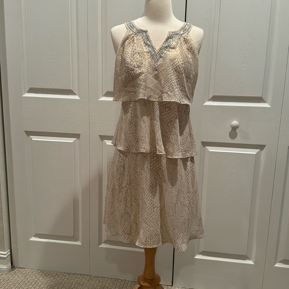 White House black market dress size o